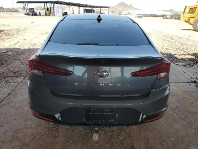 2020 HYUNDAI ELANTRA SEL  