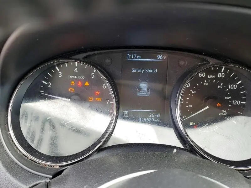 2017 NISSAN ROGUE SL  