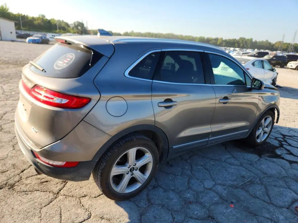 2017 LINCOLN MKC PREMIERE  