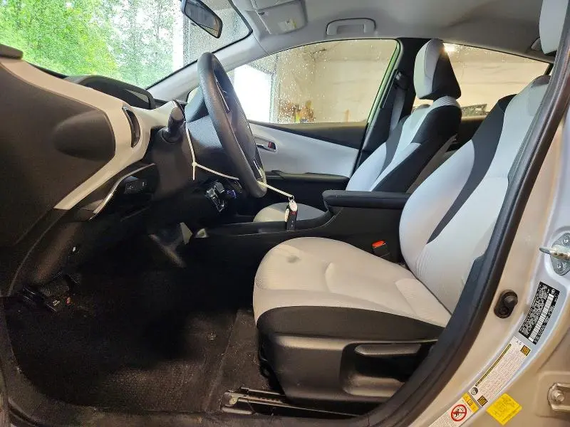 2016 TOYOTA PRIUS TWO  