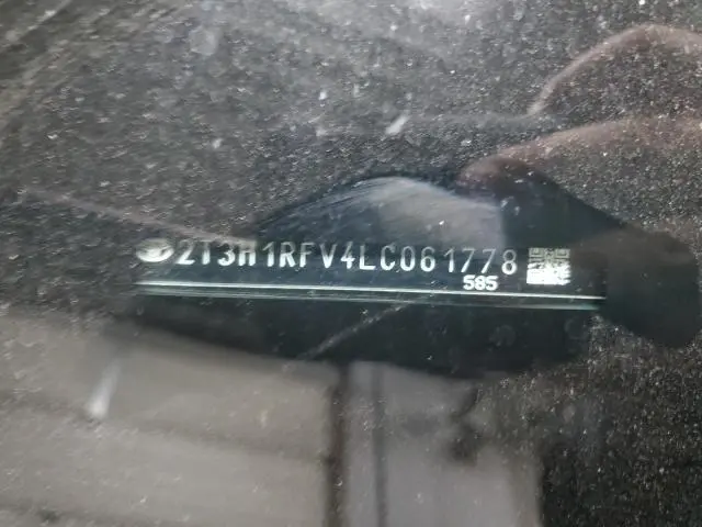 2020 TOYOTA RAV4 LE  