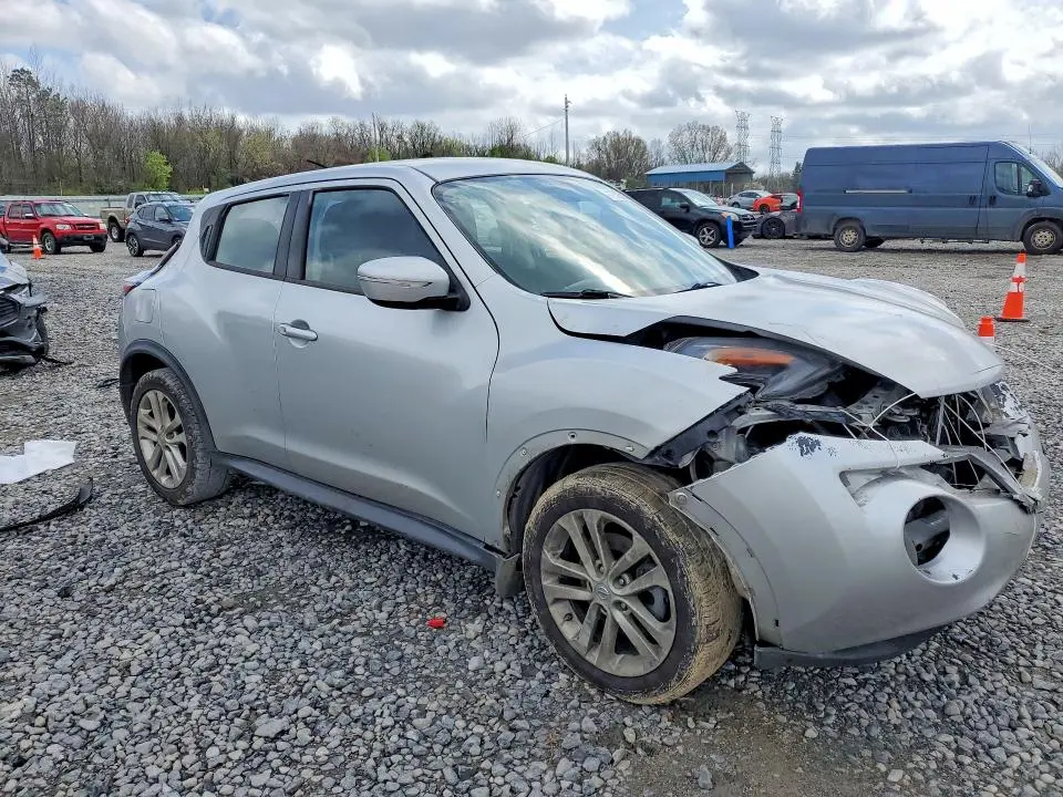 2015 NISSAN JUKE S  