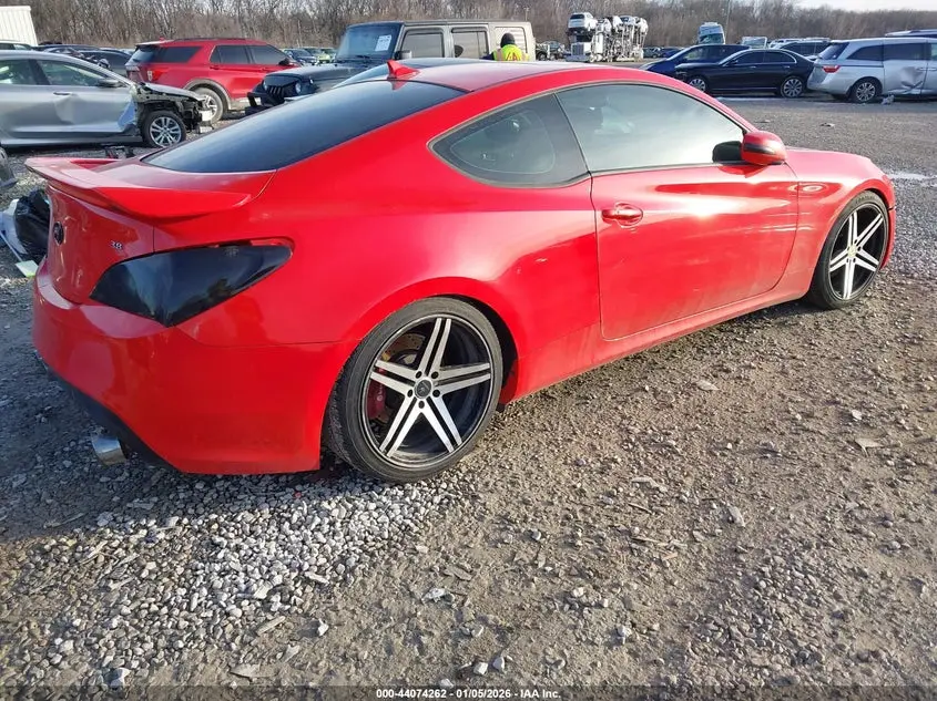 2011 HYUNDAI GENESIS 3.8 TRACK