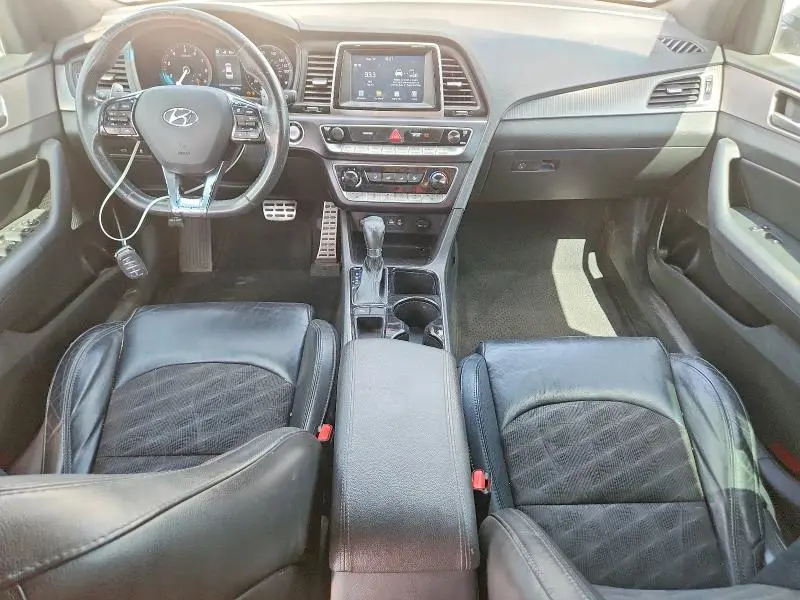 2018 HYUNDAI SONATA SPORT  