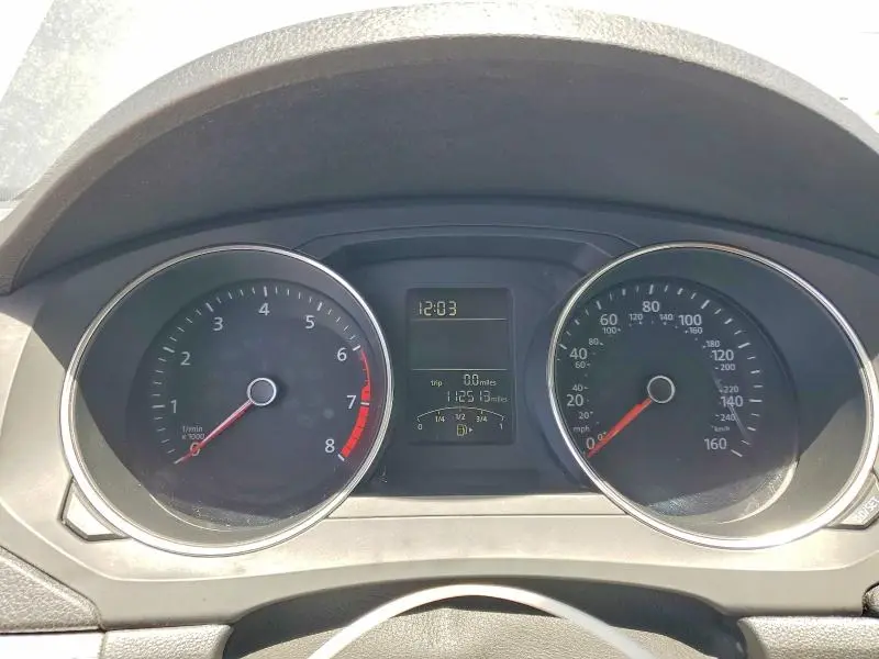 2016 VOLKSWAGEN JETTA SE  