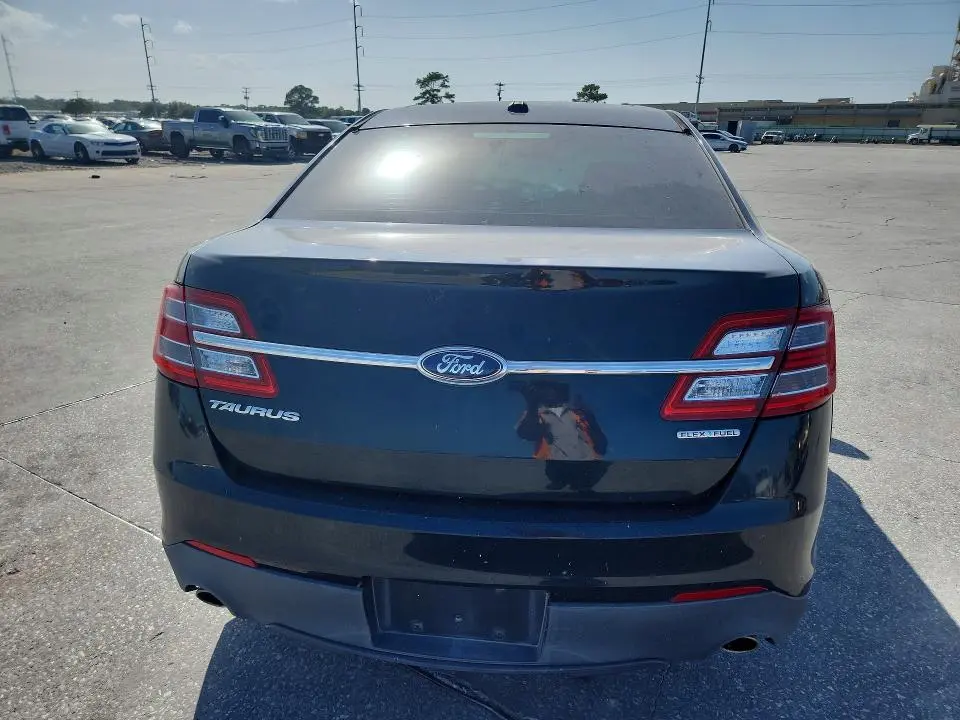 2014 FORD TAURUS SE  