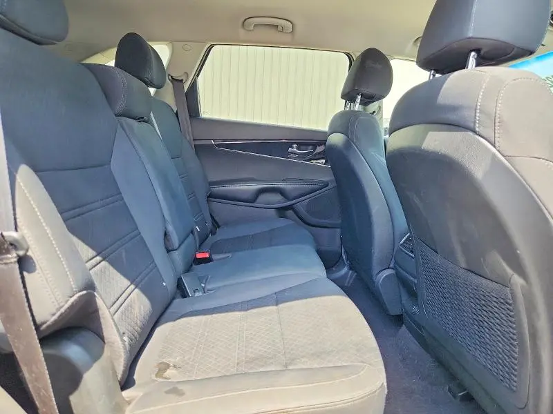 2018 KIA SORENTO L  