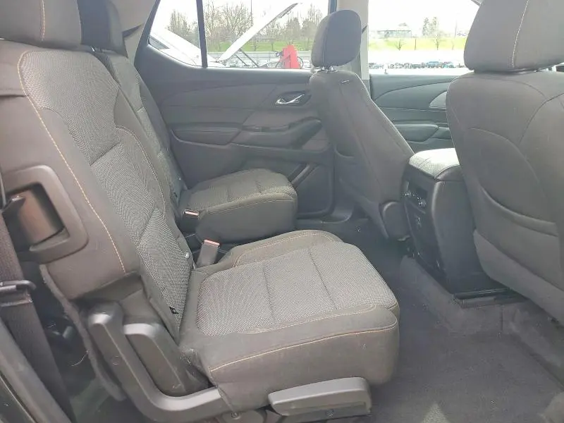 2019 CHEVROLET TRAVERSE LT  
