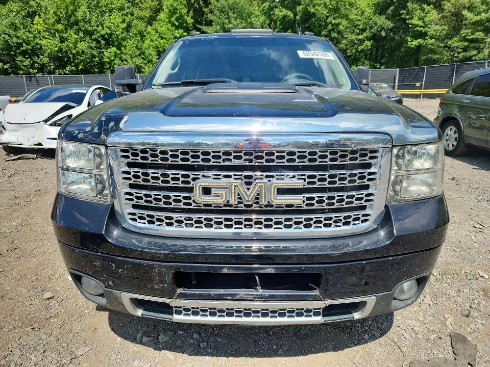 2012 GMC SIERRA K3500 DENALI  
