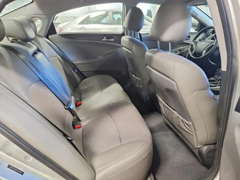2013 HYUNDAI SONATA SE 2.0T  