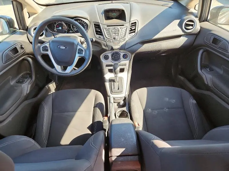 2017 FORD FIESTA SE  
