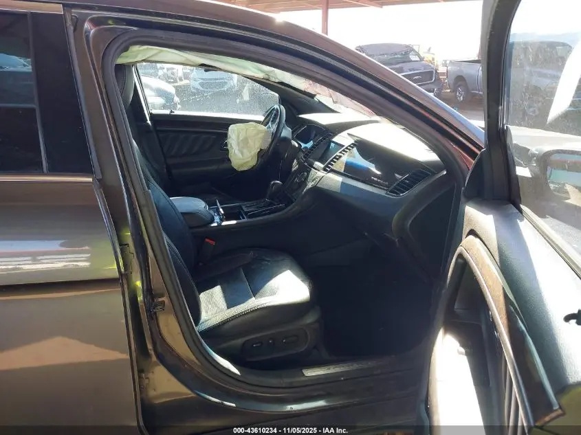 2017 FORD TAURUS LIMITED