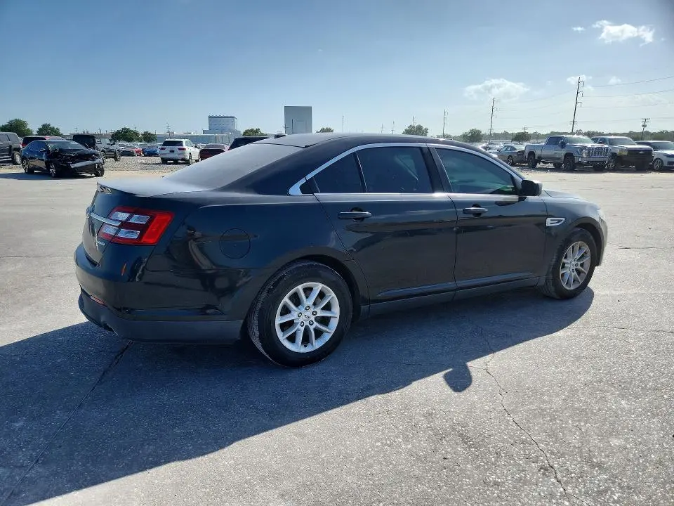 2014 FORD TAURUS SE  