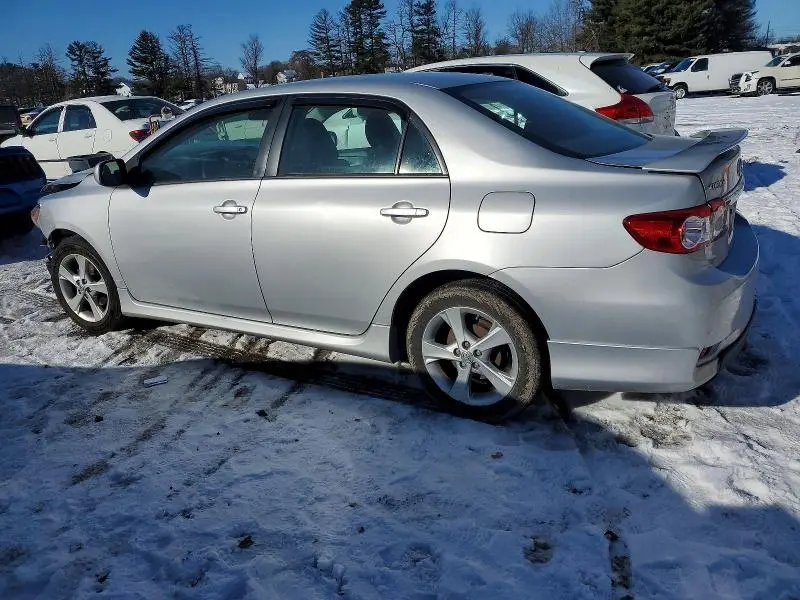 2013 TOYOTA COROLLA BASE  