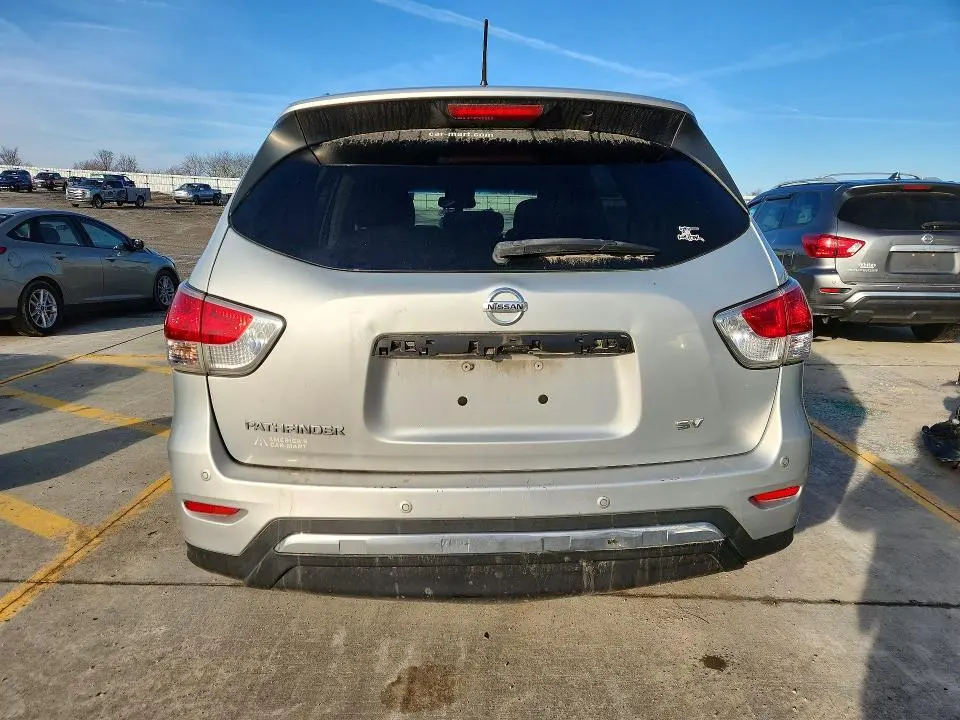 2016 NISSAN PATHFINDER S  