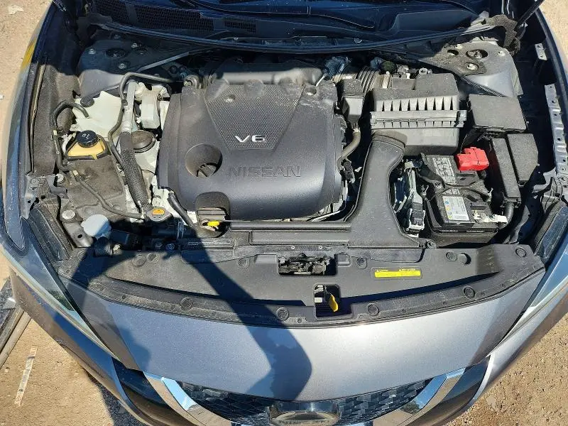 2021 NISSAN MAXIMA SV  