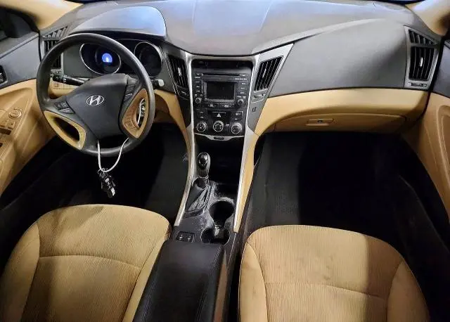 2014 HYUNDAI SONATA GLS  