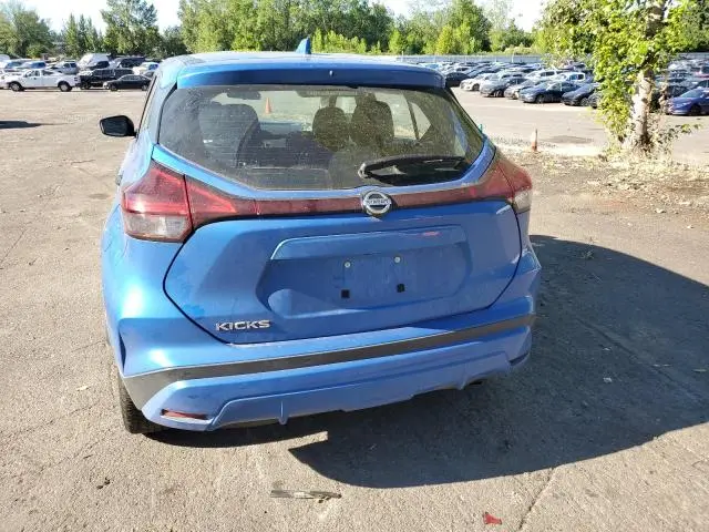 2021 NISSAN KICKS S  