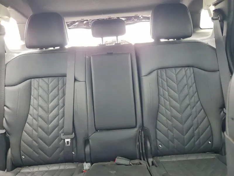 2023 KIA SPORTAGE X LINE  