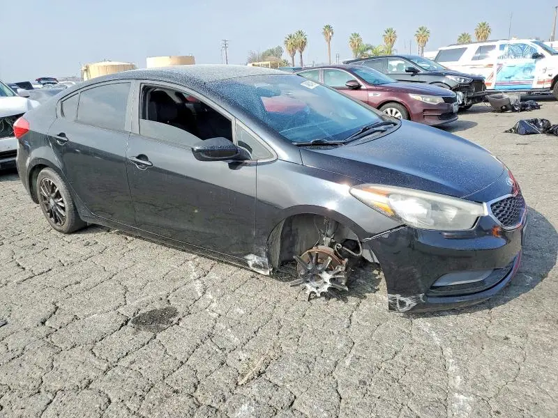 2016 KIA FORTE LX  