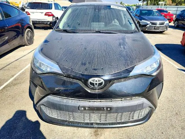 2020 TOYOTA C-HR LE  