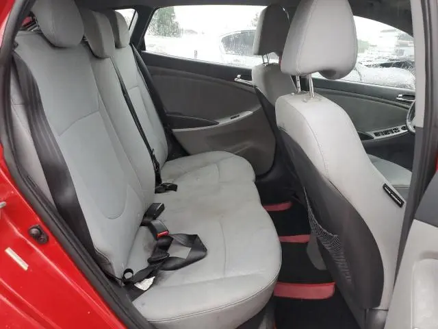 2013 HYUNDAI ACCENT SE  