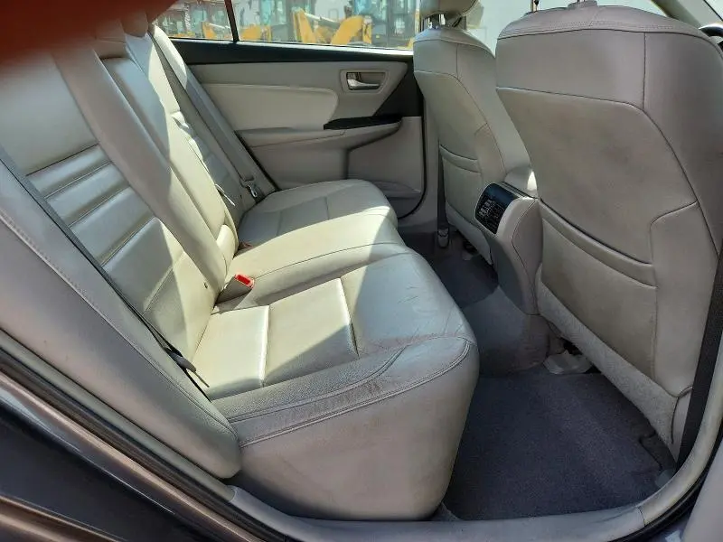 2015 TOYOTA CAMRY XLE  