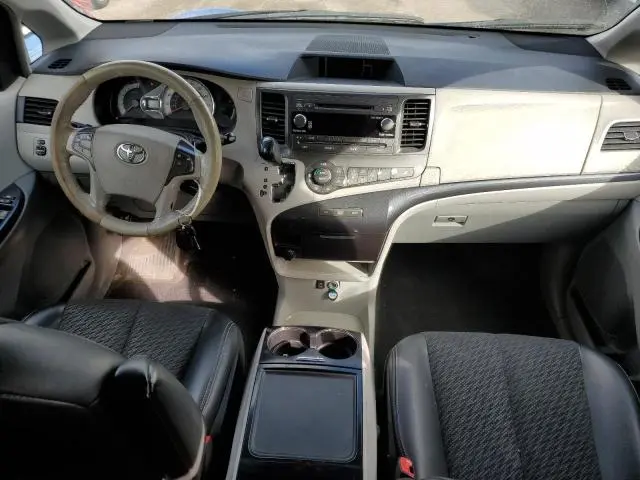 2014 TOYOTA SIENNA SPORT  