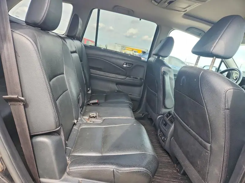2016 HONDA PILOT TOURING  