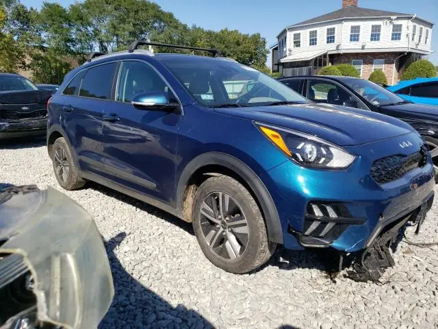 2022 KIA NIRO EX  