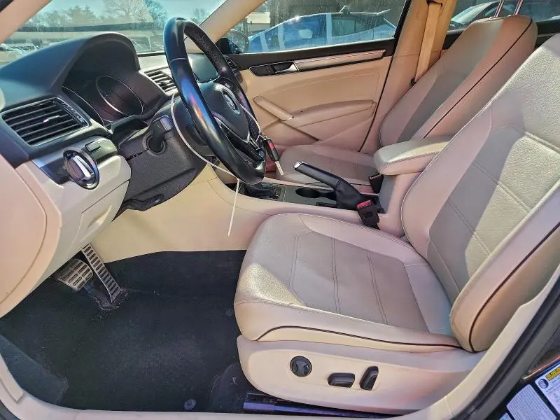 2018 VOLKSWAGEN PASSAT S  