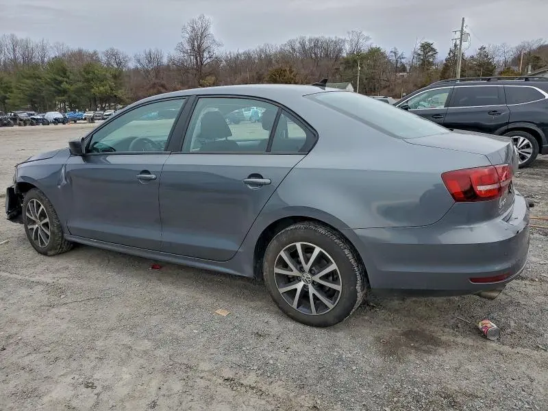 2016 VOLKSWAGEN JETTA SE  