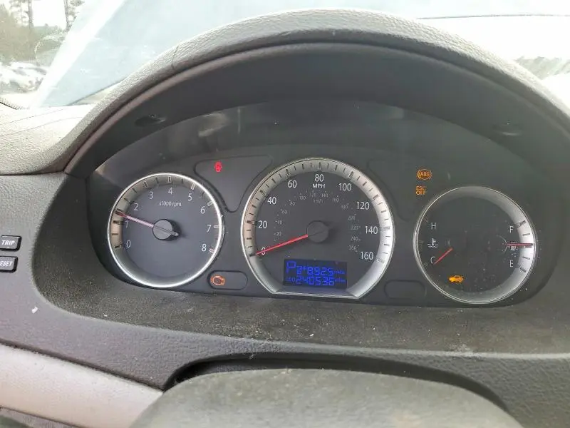 2010 HYUNDAI SONATA GLS  