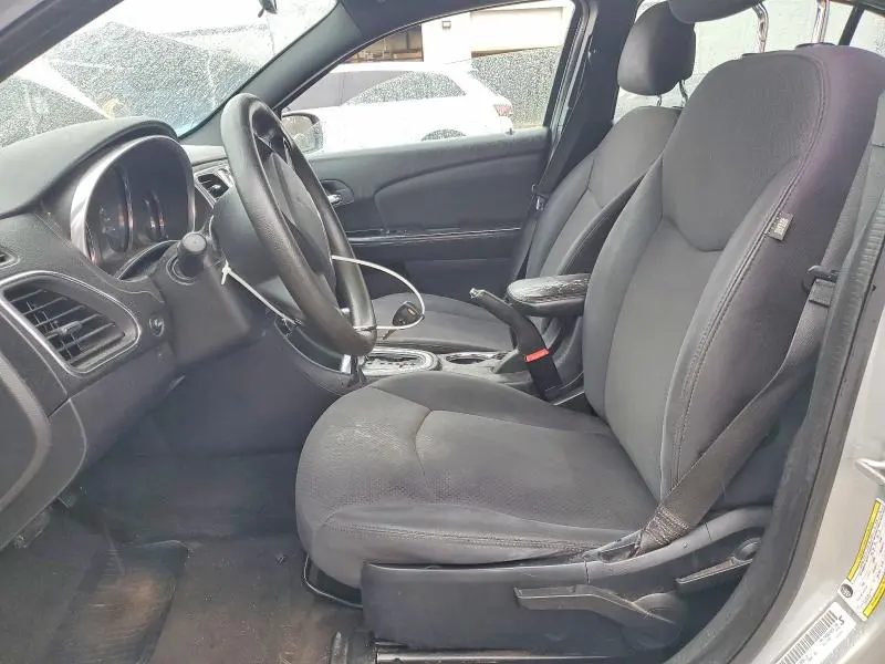 2012 CHRYSLER 200 LX  