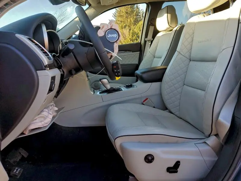 2020 JEEP GRAND CHEROKEE SUMMIT  