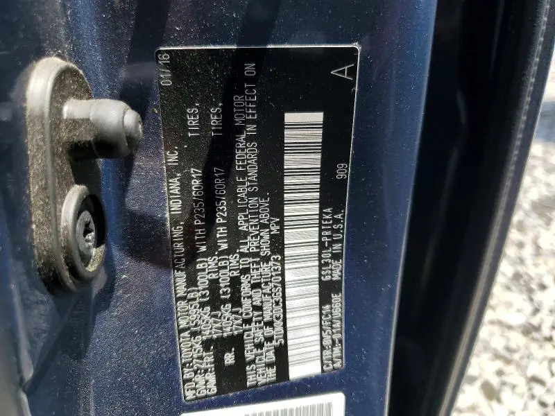 2016 TOYOTA SIENNA LE  