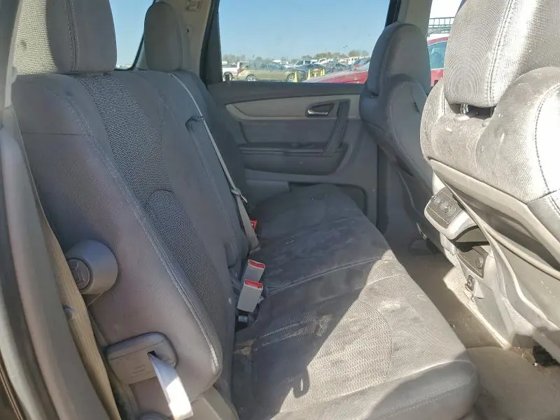 2017 CHEVROLET TRAVERSE LS  