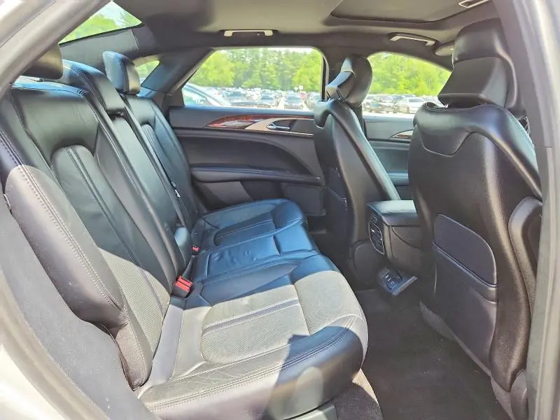 2017 LINCOLN MKZ RESERVE  
