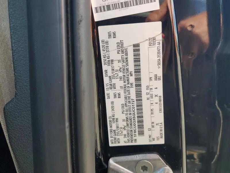2016 FORD ESCAPE SE  