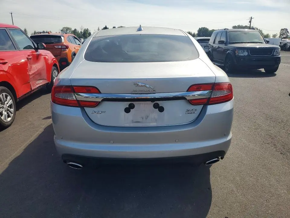 2014 JAGUAR XF   