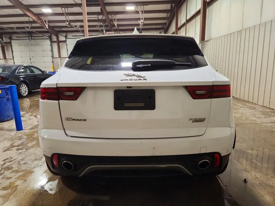 2019 JAGUAR E-PACE SE  
