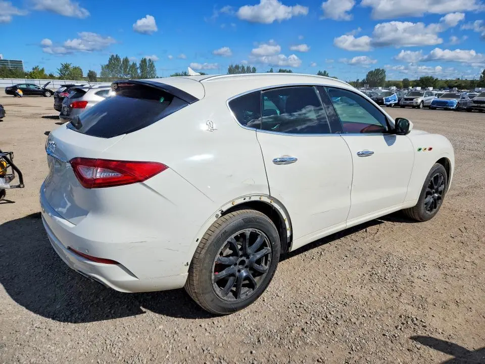 2017 MASERATI LEVANTE LUXURY  