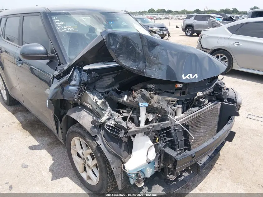 2022 KIA SOUL S