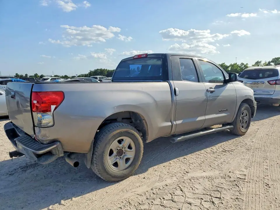 2011 TOYOTA TUNDRA DOUBLE CAB SR5  