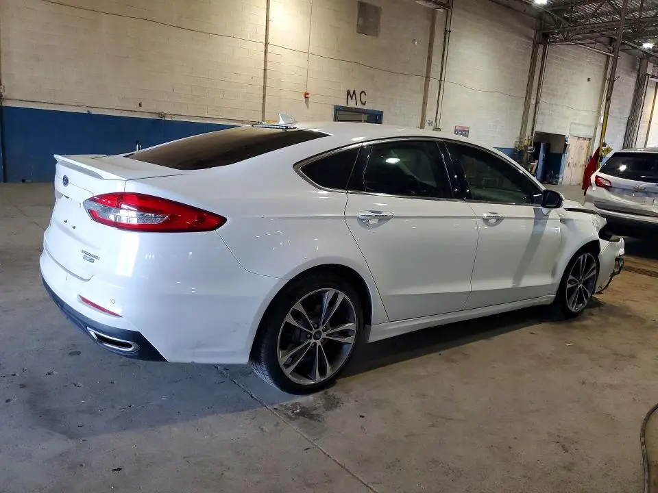 2020 FORD FUSION TITANIUM  
