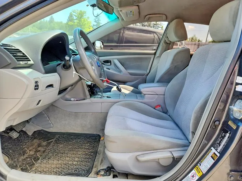 2010 TOYOTA CAMRY BASE  