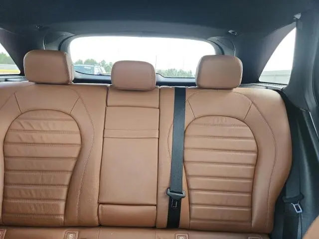 2019 MERCEDES-BENZ GLC 300  