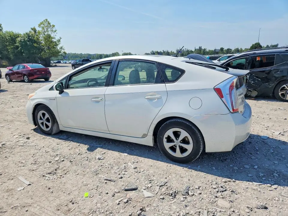 2013 TOYOTA PRIUS THREE  