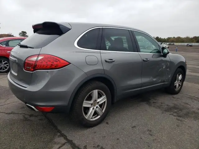 2014 PORSCHE CAYENNE   