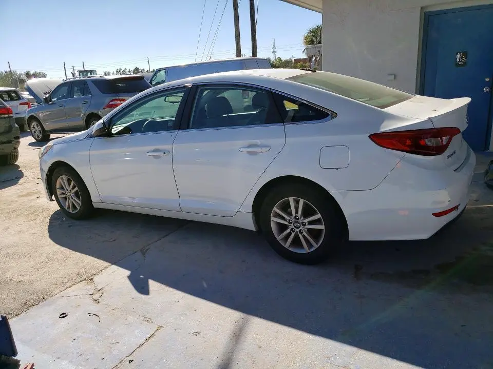 2016 HYUNDAI SONATA SE  